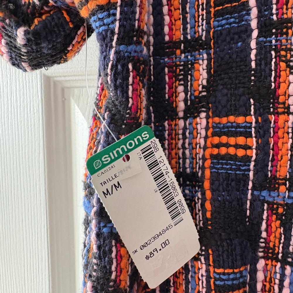 Dress - Picture 9 of 10